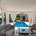 2 With Pool Krk By Guide Gostinjac