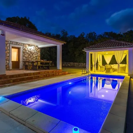 2 With Pool Krk By Guide * Gostinjac