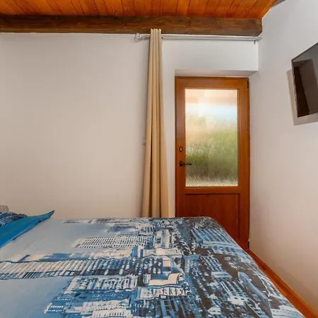 Βίλα 2 With Pool Krk By Guide