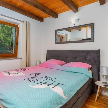 2 With Pool Krk By Guide Gostinjac