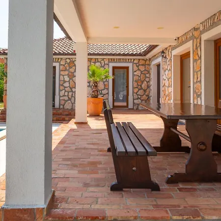 2 With Pool Krk By Guide *