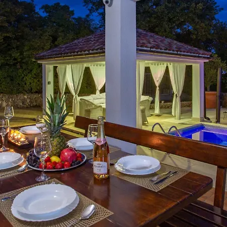 2 With Pool Krk By Guide * Gostinjac